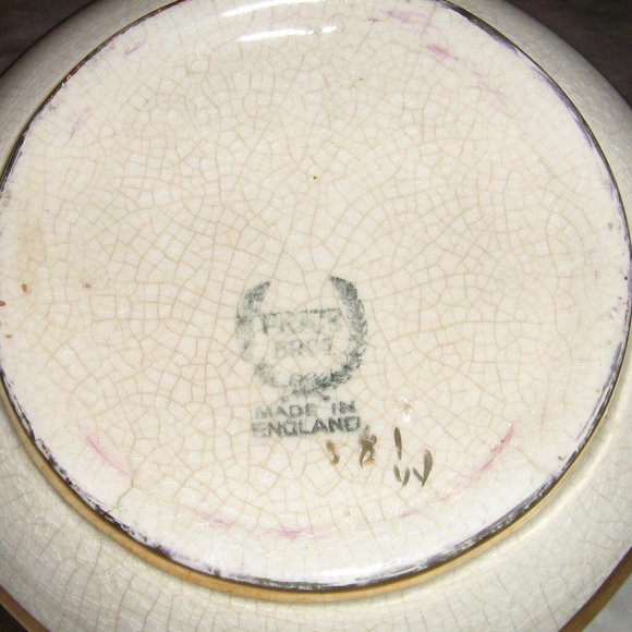 Price Brothers, Gold & Cream Leaf Motif Tea Pot,  Made in England - Picture 2 of 2